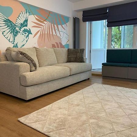 Mery Luxury Apartment Галац Экстерьер фото