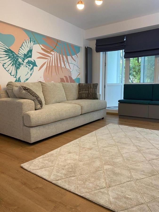 Mery Luxury Apartment Галац Экстерьер фото